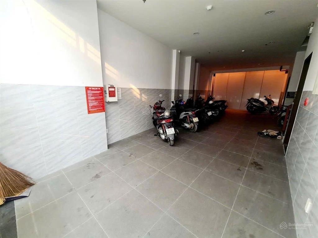 Cho thuê chdv hẻm 140 vườn lài, 20m2 full nội thất, 4.3 triệu/tháng