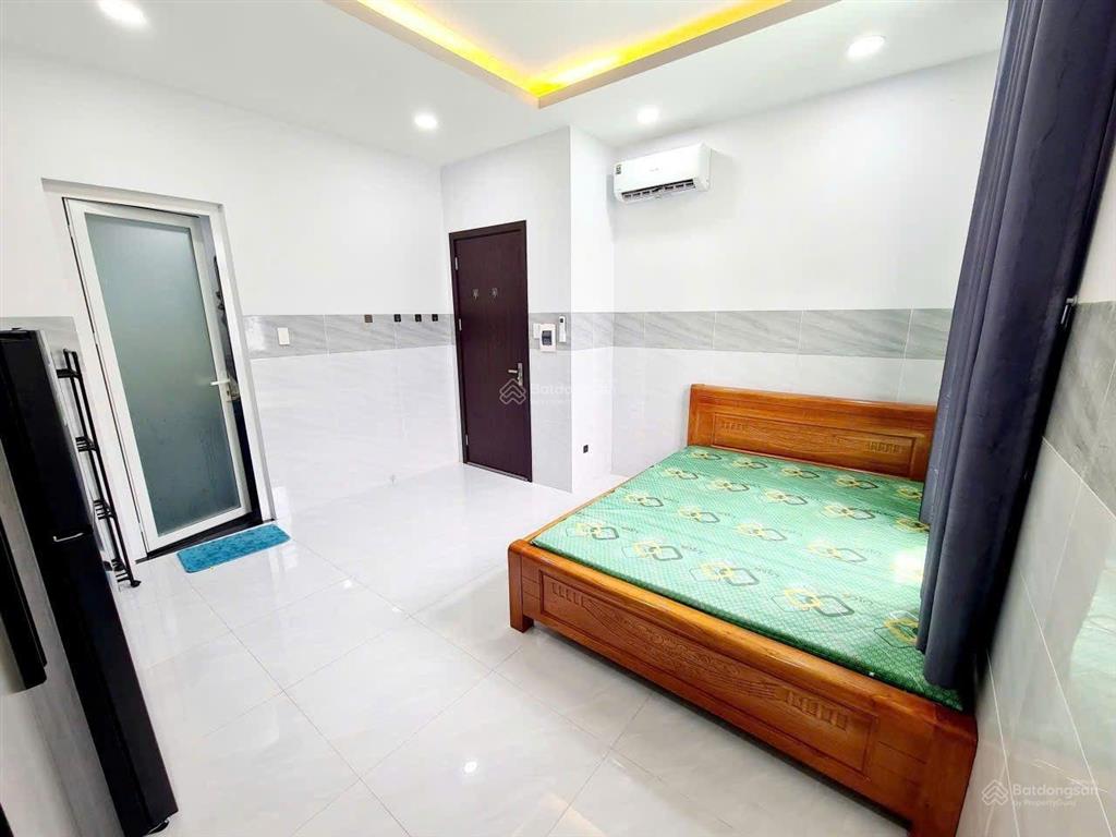 Cho thuê chdv hẻm 140 vườn lài, 20m2 full nội thất, 4.3 triệu/tháng
