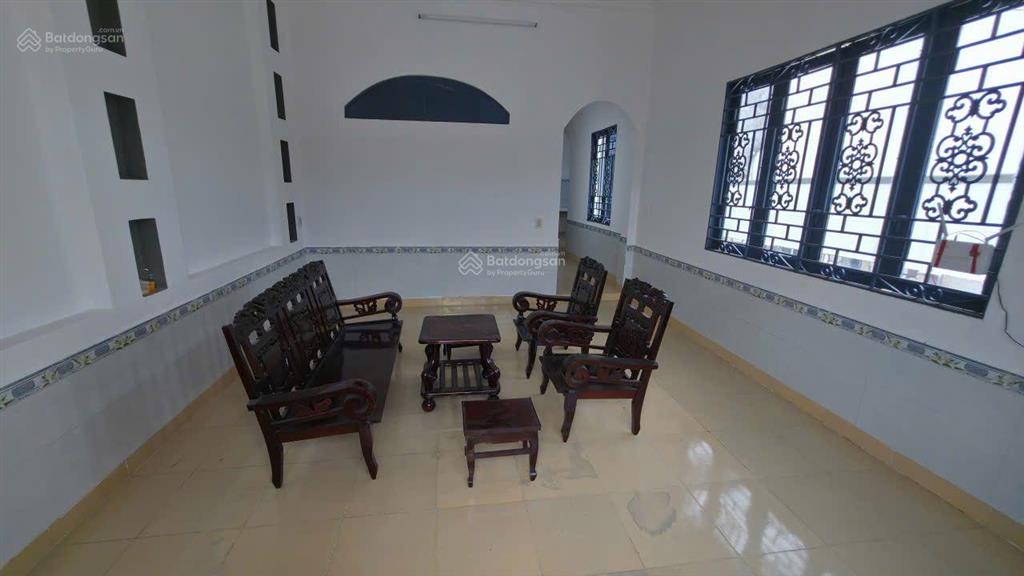 Bán đất tặng nhà cấp 4 hẻm đường vườn lài gần trạm y tế phường an phú đông, 12 x 20m