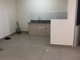 Bán gấp chung cư 1050 chu văn an, quận bình thạnh, có sổ hồng, nhà trống