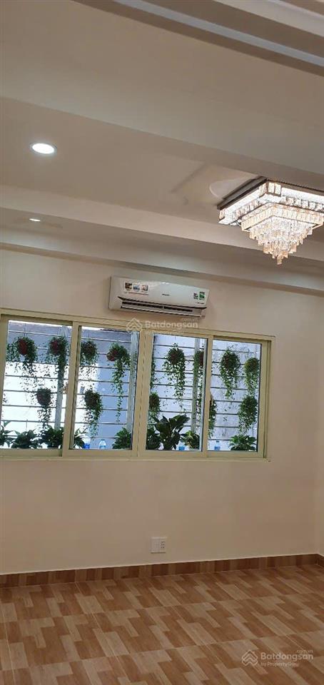 Bán gấp chung cư 410 trần hưng đạo, quận 5, sổ hồng riêng, nội thất đầy đủ
