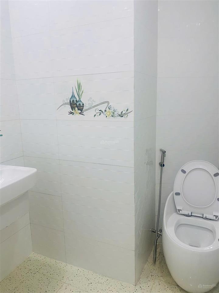 Bán gấp chung cư 410 trần hưng đạo, quận 5, sổ hồng riêng, nội thất đầy đủ