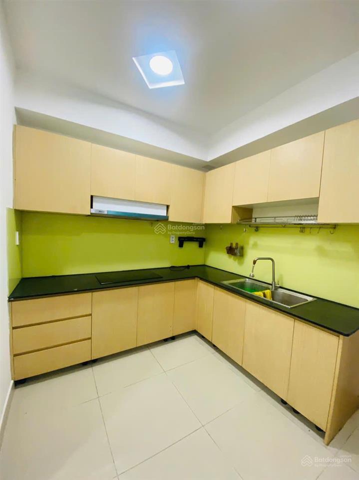 Bán gấp căn hộ oriental plaza, âu cơ quận tân phú, có sổ hồng, ntcb
