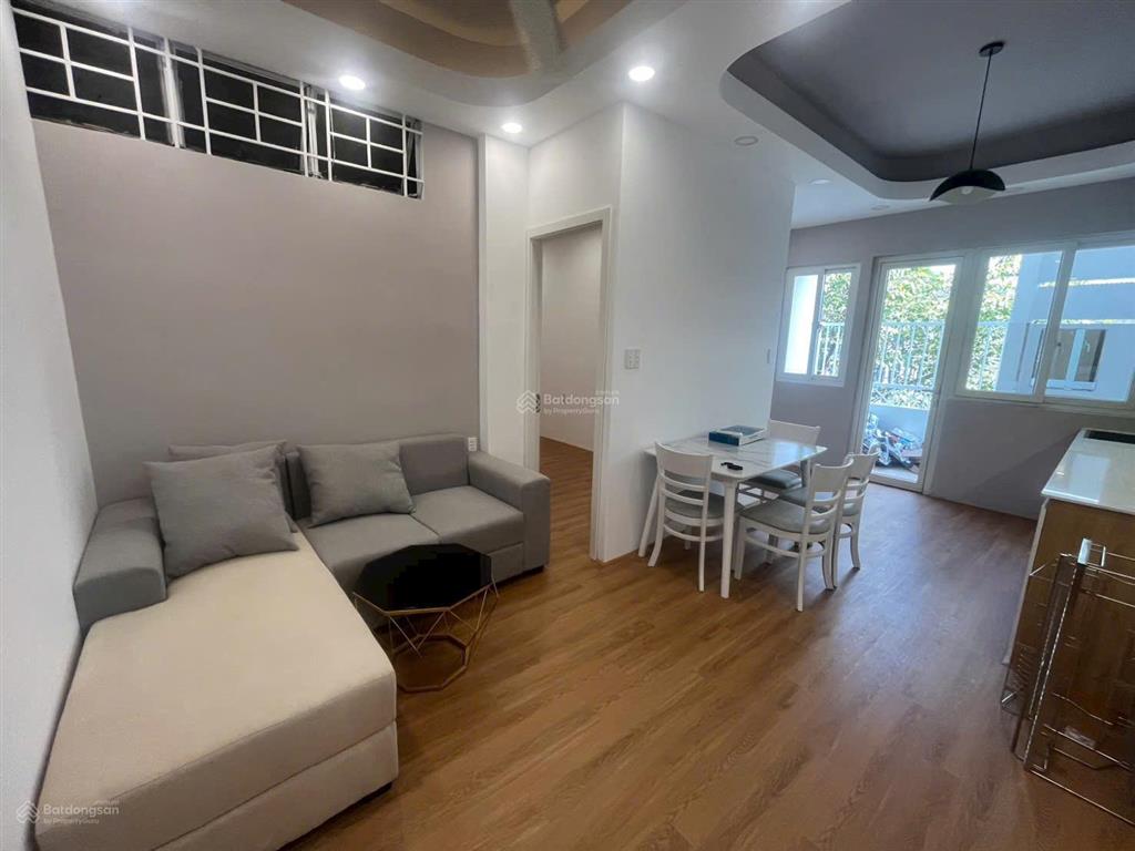 Bán gấp chung cư c1 lý thường kiệt quận 11, có sổ hồng, chung cư có thang máy.