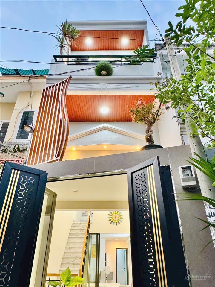 Kẹt tiền bán gấp nhà hẻm xe hơi đường lê quang định, quận bình thạnh, sổ hồng riêng.