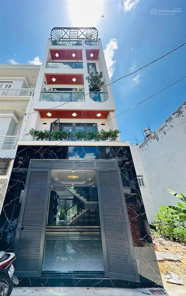 Kẹt tiền giảm sâu căn nhà xây mới 5 tầng full nội thất còn 6,6 tỷ thuộc p. an phú đông (mới) hcm