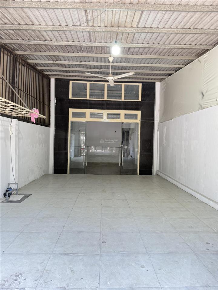 Cho thuê nhà nguyên căn diện tích rộng vừa ở vừa làm văn phòng kinh doanh  buôn bán  kho