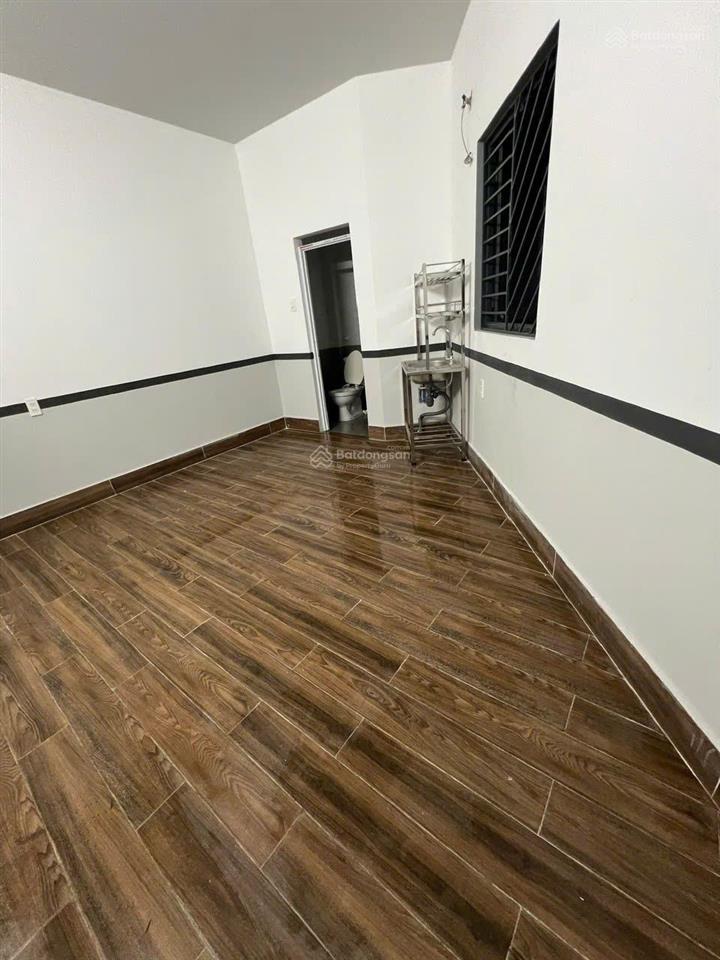 128m²  7,890 tỷ nhà góc 2 mt vừa ở + 10 phòng cho thuê full  đường 10m thông sát chợ thạnh xuân