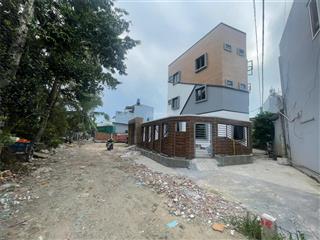 128m2  7.890 tỷ nhà góc 2 mt vừa ở + 10 phòng cho thuê full  đường 10m thông sát chợ thạnh xuân