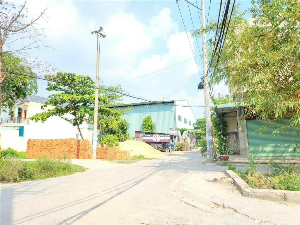 T15đất tặng nhà khủngđang xây lỡ dở  đường 12m  khu vip  an phú đông giáp ranh gò vấp  3.85tỷ