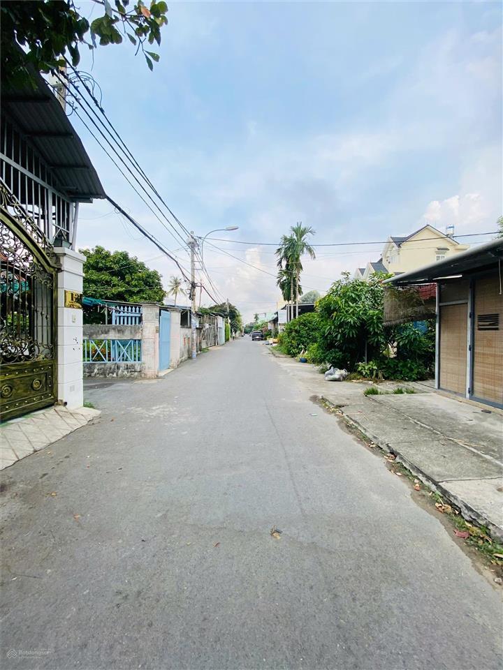 200m2 thổ cư9,9 tỷ mặt tiền tl49 đường đẹp thẳng thóm , cách hà huy giáp 150m sát chợ đường