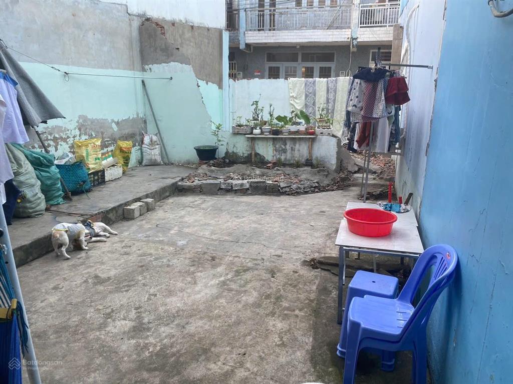 Đất s.h. riêng 70m2 thạnh lộc 29 1 sẹcngay ngã tư ga sau lưng mẫu giáo kha ly  3,45 tỷ