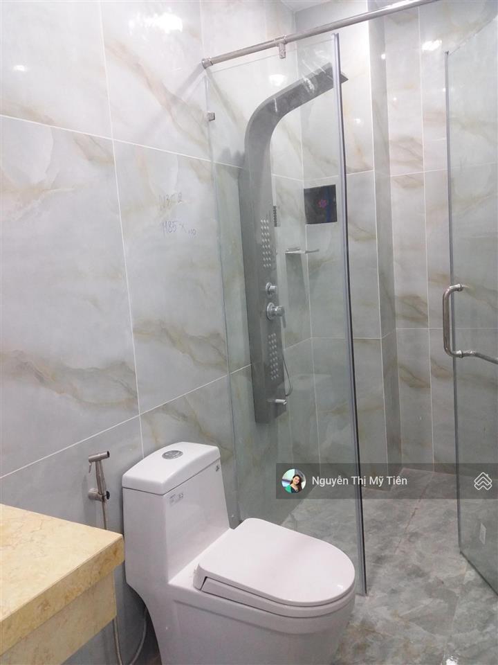 Thạnh xuân 40  góc 2mt  thông  nhà 9.5*5=48m2 thổ cư  3 lầu  5pn  3,75 tỷ