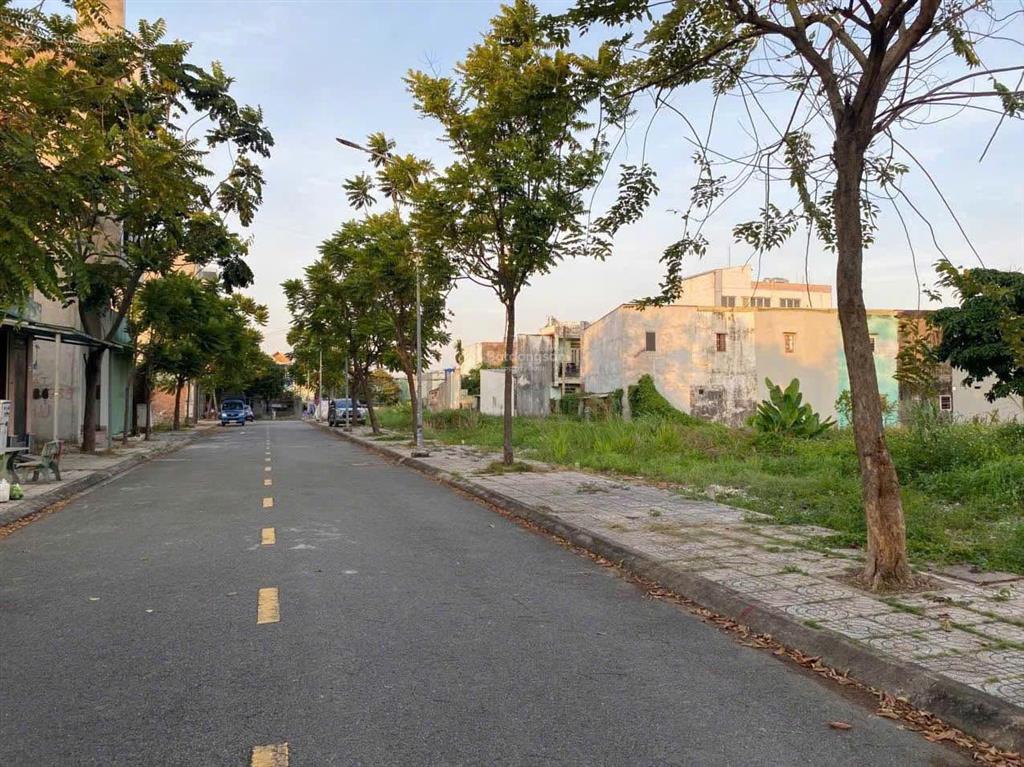 Cần bán nền đất giá tốt an phú đông t15