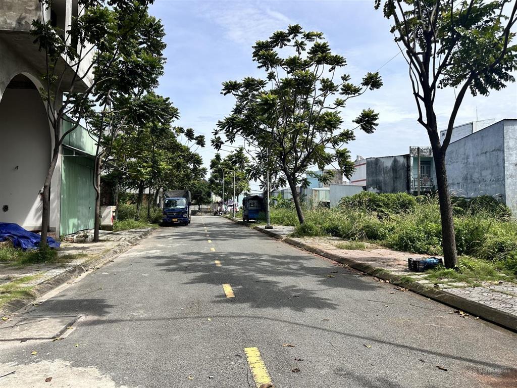 Cần bán nền đất giá tốt an phú đông t15