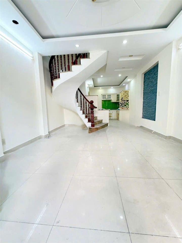 Cho thuê nhà nguyên căn mặt tiền lê tự tài. phú nhuận chỉ 25tr/ tháng