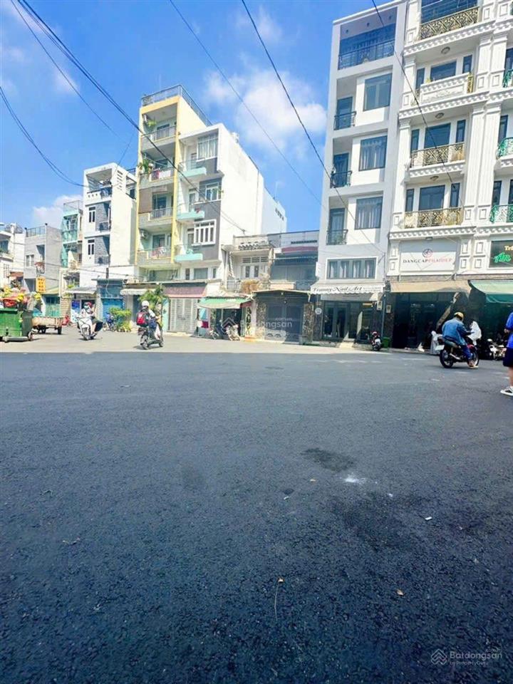 Cho thuê nhà nguyên căn mặt tiền lê tự tài. phú nhuận chỉ 25tr/ tháng