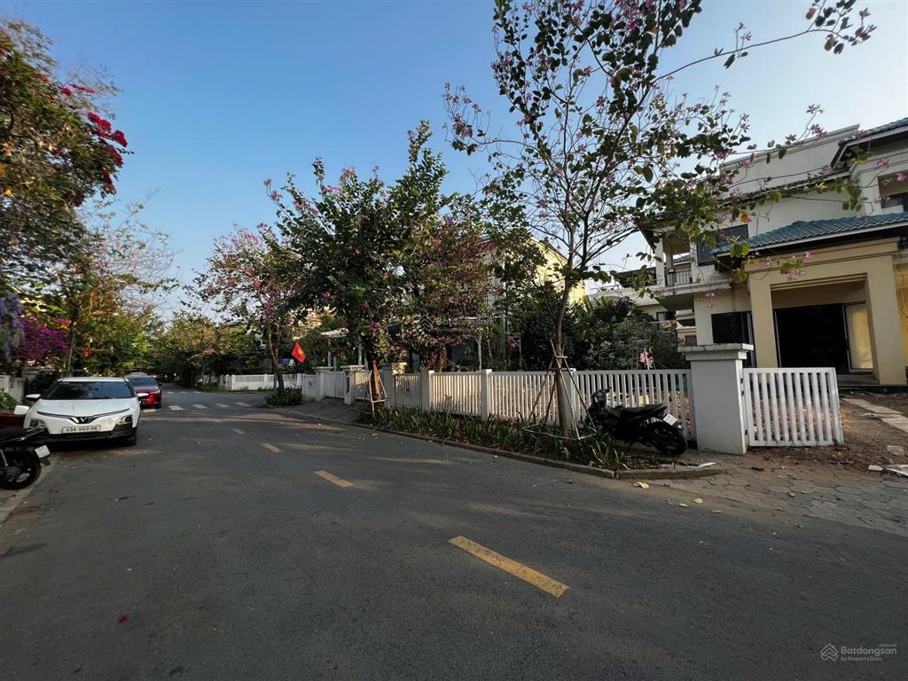 Tôi cần bán biệt thự đơn lập senturia vườn lài 435m2 chỉ 33 tỷ.