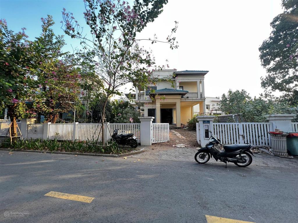 Tôi cần bán biệt thự đơn lập senturia vườn lài 435m2 chỉ 33 tỷ.