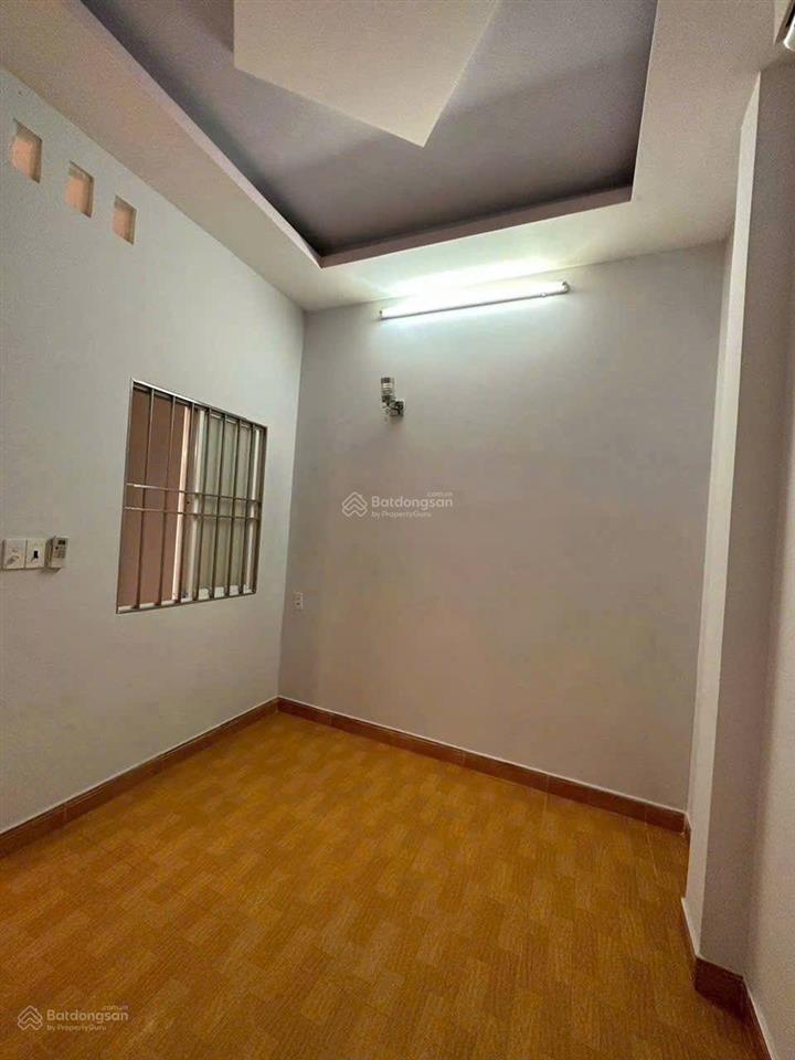 Tôi cần cho thuê nhà hẻm xe hơi 3 phòng ngủ đường vườn lài. an phú đông chỉ 12tr/ tháng