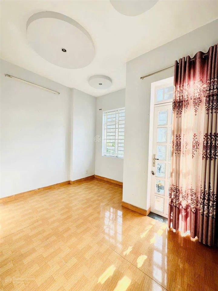 Tôi cần cho thuê nhà hẻm xe hơi 3 phòng ngủ đường vườn lài. an phú đông chỉ 12tr/ tháng