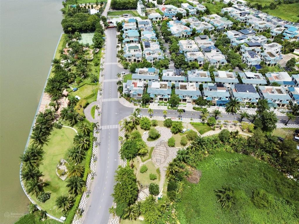 Nhà phố senturia vườn lài hoàn thiện chỉ 13,7 tỷ