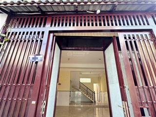 Bán nhà sau căn mặt tiền ht45, (5,45 x12), nở hậu 5,58m, đúc 1trệt, 1lầu, 2pn, hiệp thành, quận 12