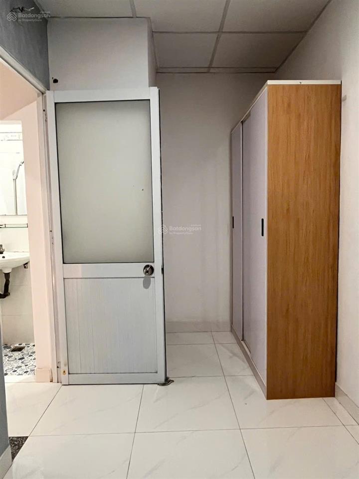 1 tỷ 268 triệu. nhà cách chợ 90m, đi bộ ra chợ 4 phút, (chợ minh phát)