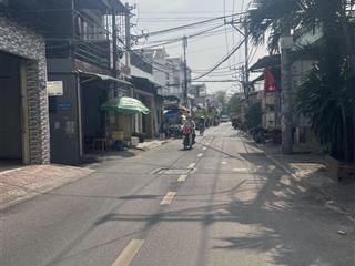 Bán nhà dt 12x17 mt đường đông hưng thuận, q.12 giáp trường chinh, song hành giá nhỉnh 17 tỷ.