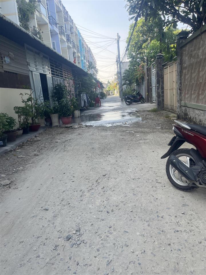 Bán đất cộng biệt thự tổng dt 710,6m2 hai mặt tiền hẻm trước sau đường thạnh xuân 22, q.12 giá 20ty