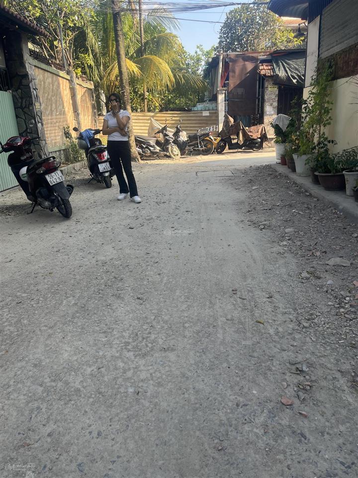 Bán đất cộng biệt thự tổng dt 710,6m2 hai mặt tiền hẻm trước sau đường thạnh xuân 22, q.12 giá 20ty