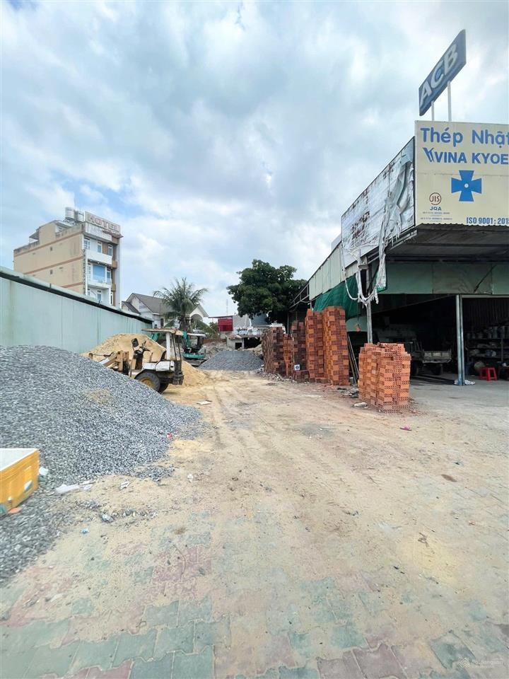 Bán đất dt gần 600m2 full thổ cư mt đường đặng thúc vịnh, hóc môn giá 60 tỷ tl