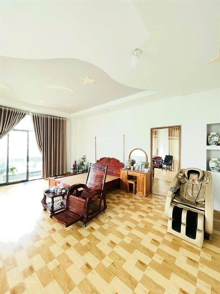 Anh chủ nhà cần bán gấp biệt thự dt 16x23 đúc 3 tầng khu dân cư hoàng hải, bà điểm, hm giá 20 tỷ tl