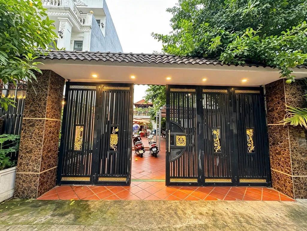 Bán biệt thự nhà vườn dt rộng 330m2 đúc 2 tầng hẻm 8m thới an 28, quận 12 giáp gv giá 16tỷ500 tl