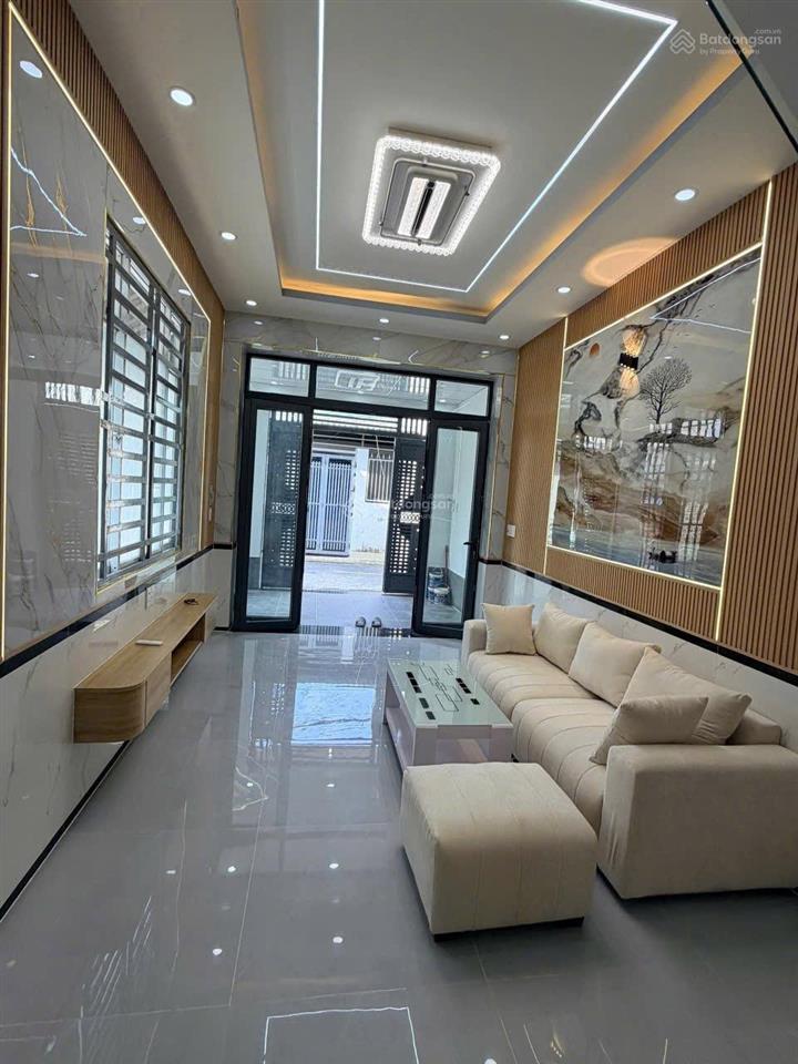 Bán nhà dt 3,5x15 đúc 3 tầng lô góc 2 mt hẻm xe hơi đường lâm thị hố, phường tch giá 4 tỷ 680 tl.
