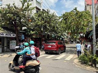 Chủ ngộp cần bán gấp nhà dt 7,5x16 lô góc 2 mt đường nhựa 12m thông 1 sẹc nguyễn ảnh thủ giá 9 tỷ.