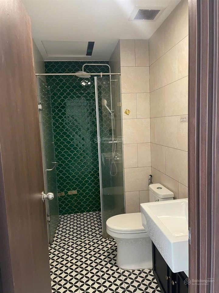 Bán căn hộ view hồ bơi  giá 2.550
