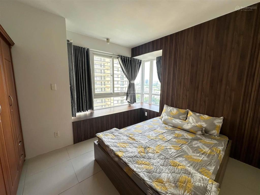 Mình cho thuê căn góc bìa block b thủ thiêm star 80m2 2pn 2wc full nội thất giá 10 triệu