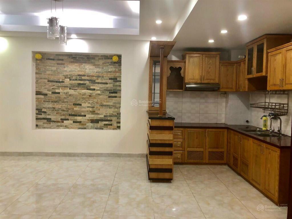 Chính chủ bán căn hộ petroland giá chỉ 3,6 tỷ 80m2 2pn 2wc