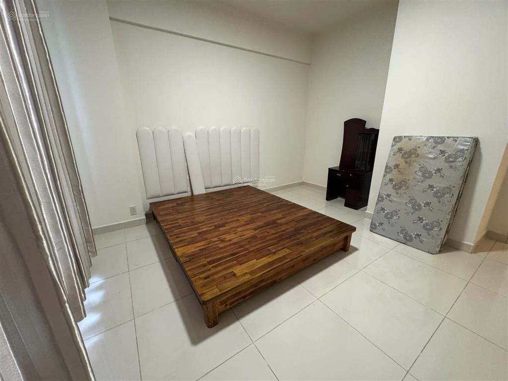 Mình bán căn hộ parcspring 2pn 69m2 giá 4.05 tỷ nhà mình còn mới đẹp