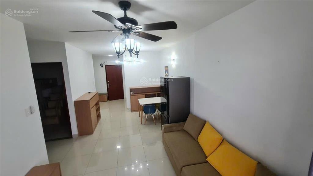 Cho thuê căn hộ thủ thiêm star 80m2 2pn, nhà sạch đẹp, thoáng mát, full nội thất giá 10 triệu