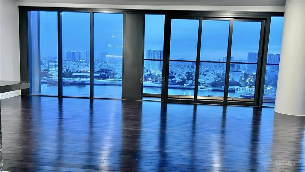 Em chi bán nhanh 4 pn tòa cove 212 m2 giá 110 tỷ ib chi 0934 649 ***