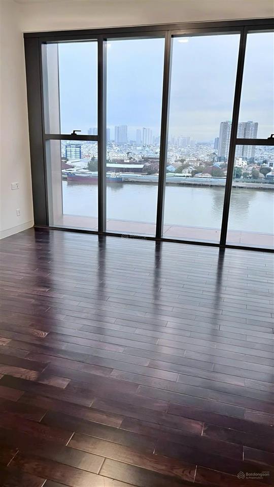 Em chi bán nhanh 4 pn tòa cove 212 m2 giá 110 tỷ ib chi 0934 649 ***