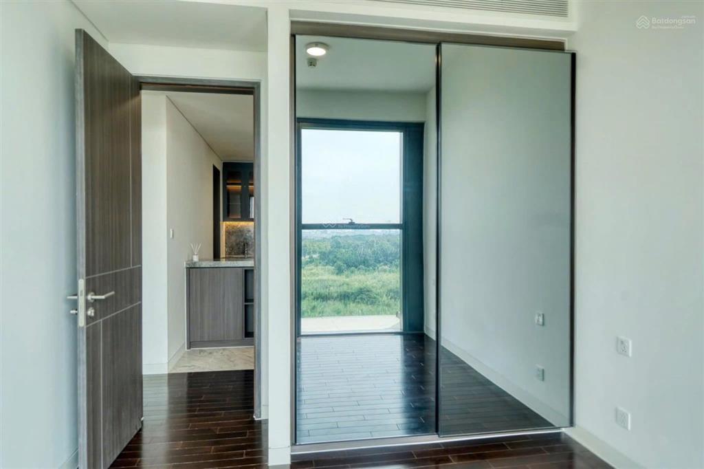 Em chi bán nhanh 3 pn toà cove ( empire city) 155 m giá cực tốt 55 tỷ ib chi 0934 649 ***