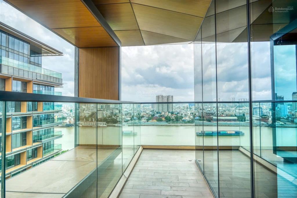 Em chi cần bán nhanh 3 pn toà cove( 183 m) giá cực tốt 72 tỷ ib chi 0934 649 ***