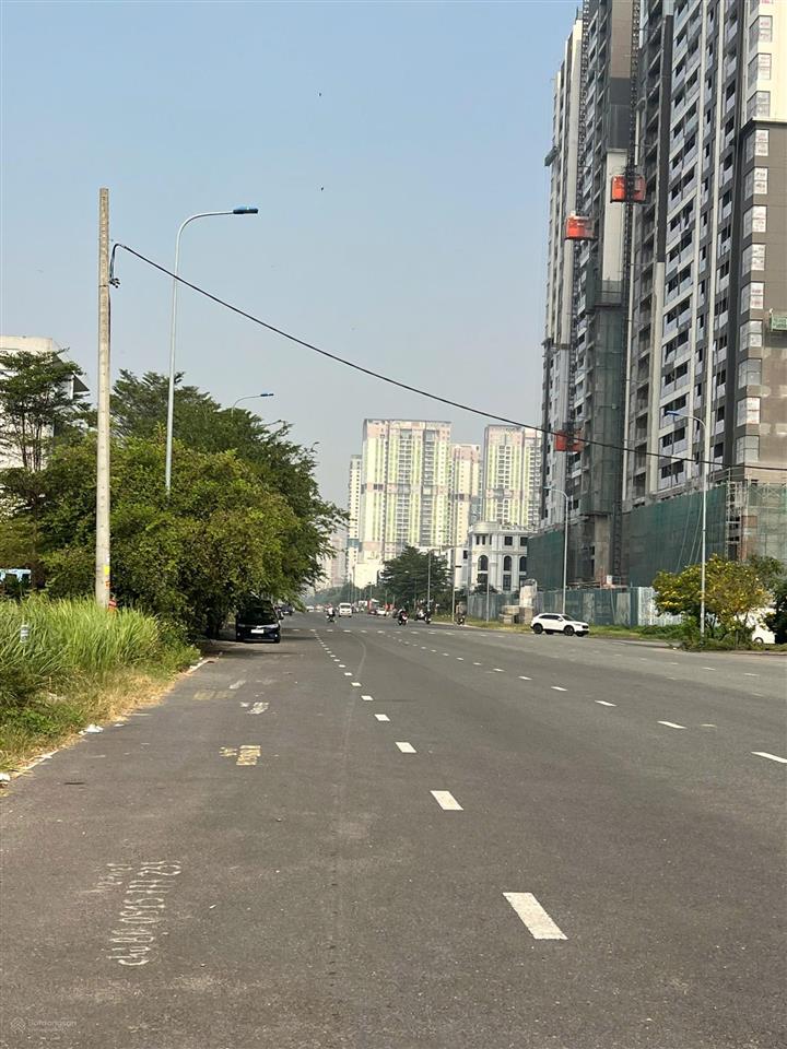 Chính chủ kẹt tiền bán gấp nền trương văn bang, q2. thạnh mỹ lợi 300tr/m2 dt 7x19m, 0902 502 ***