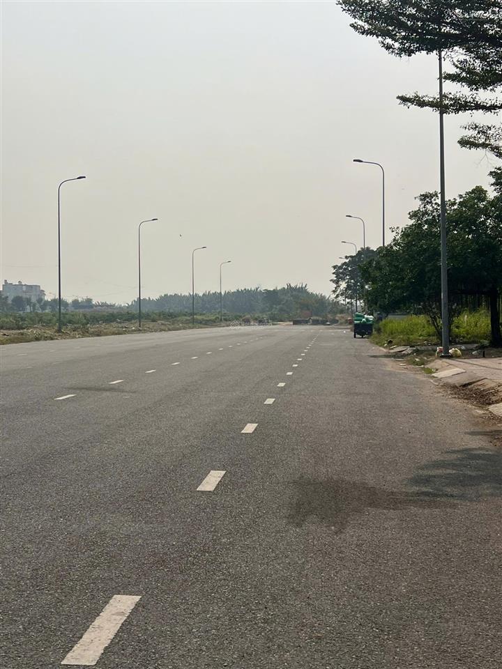 Chính chủ kẹt tiền bán gấp nền trương văn bang, q2. thạnh mỹ lợi 300tr/m2 dt 7x19m, 0902 502 ***