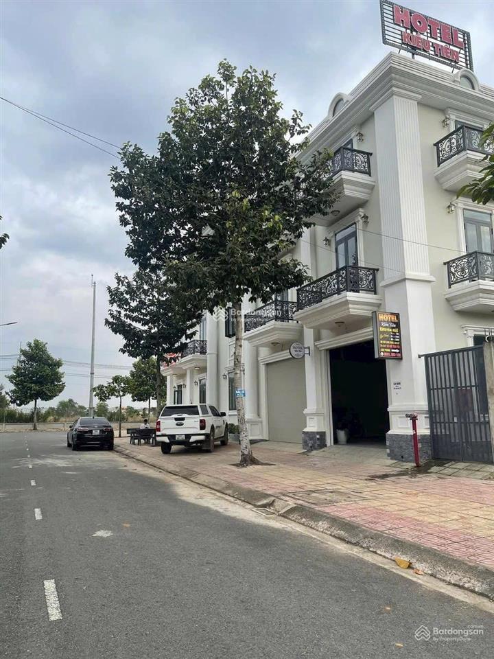 Chính chủ bán đất dự án d2d, 8x29m, sổ đỏ, giá 4 tỷ 0902 502 ***