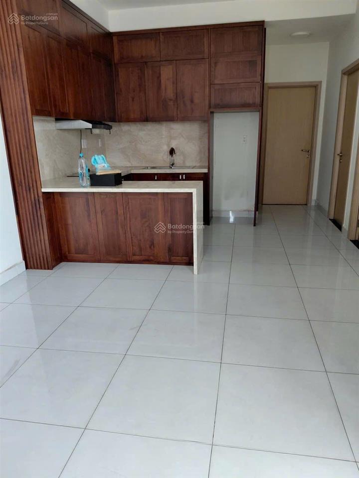Cho thuê nhanh căn 3 phòng ngủ jamila, giá 12,5 triệu/tháng, nhà có nội thất cơ bản