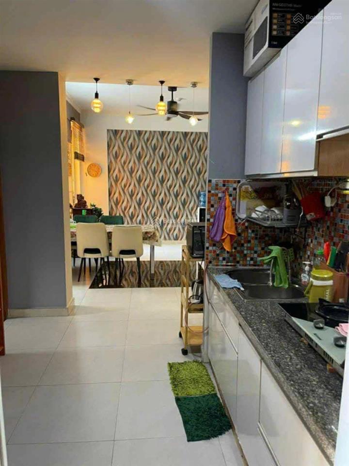 Cho thuê nhanh căn 3 phòng có nội thất giá 13tr/tháng